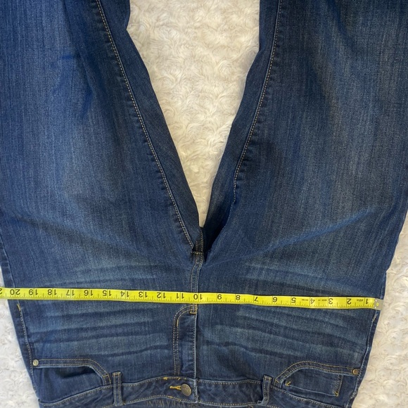 Simply Vera Vera Wang Pants Size 14 Jeans Roll Cut Capri Beautiful Darker Wash - Picture 10 of 11